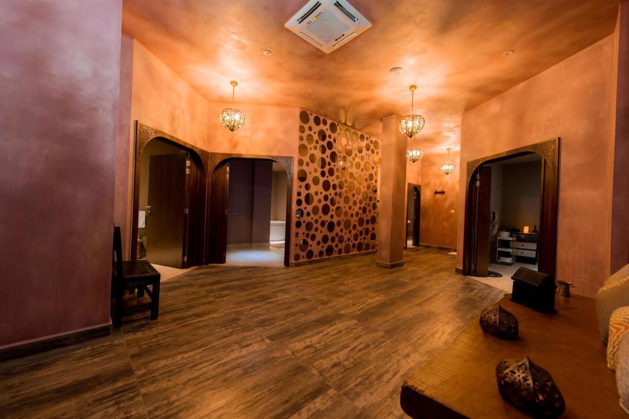 Baobab Tree Hôtel&Spa Mahajanga Exterior foto